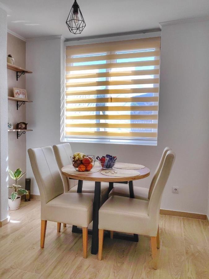 Nira Apartment